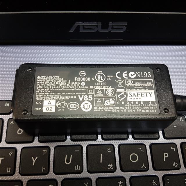 副廠變壓器 適用型號 Eee PC 1000 1000H 1002HA 1000XP S101 1000HD 1000HE 1000HG 900 900A 900HA 900HD 900SD 901 904HA R2  R2E R2H R2Hv Eee Videophone AiGuru SV1 ADP-36EH C R33030 副廠變壓器