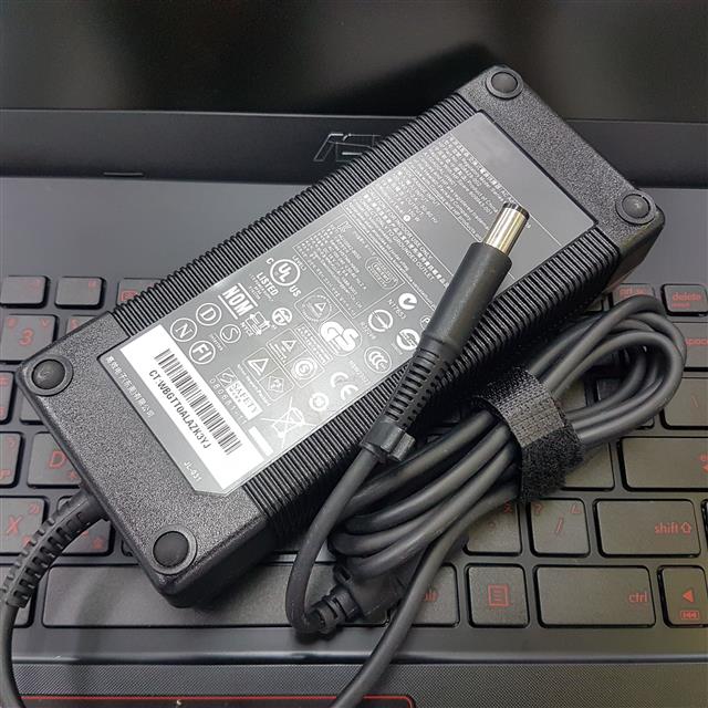 HP 惠普 副廠變壓器 19V 7.9A 適用型號 ZBOOK 15 Z15 G2 IQ505 IQ506 IQ507 IQ520 IQ521 IQ522 IQ523 IQ524 IQ525 IQ526 IQ527 IQ528 IQ529 IQ530 IQ531 IQ532 IQ533 IQ534 IQ535 IQ536 IQ538 IQ539 IQ540 IQ5410 IQ542 IQ543 IQ544 副廠變壓器