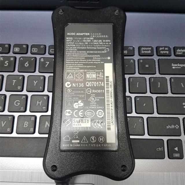 LENOVO 聯想 副廠變壓器 適用型號 i2611 3000 G230 G230G G400 G410 G430 G450 G500 G510 G530 Y310A Y330 Y400 Y410A Y430 Y500 Y510 Y510A Ideapad U110 U330 U350 U450 U550 Y350 Y410 Y430 Y450 Y530 Y550 Y650 Y710 Y730 Y730A 副廠變壓器