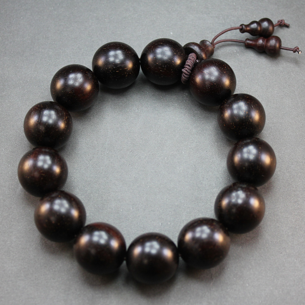 印度小葉檀木牛毛纹满金星筆筒底款乾隆年製 印度小葉檀木牛毛纹满金星筆筒底款乾隆年製