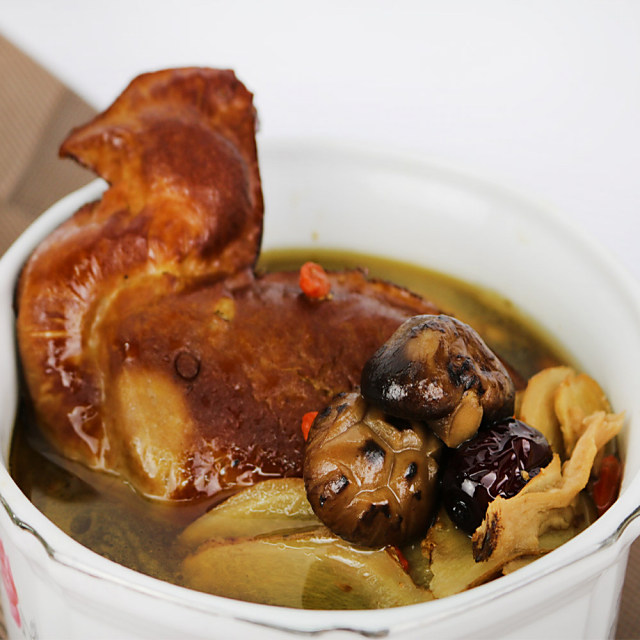 高興宴 素人上菜-養氣香菇素麻油雞1200g(蛋奶素)(適合4-6人份)